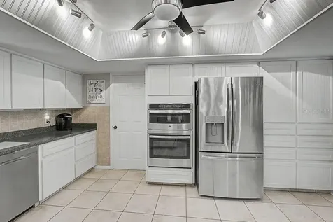 2222 S Bolton Avenue Homosassa FL 34448