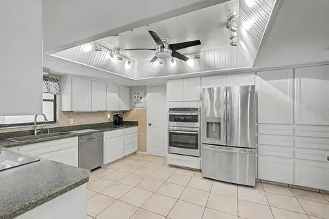 2222 S Bolton Avenue Homosassa FL 34448