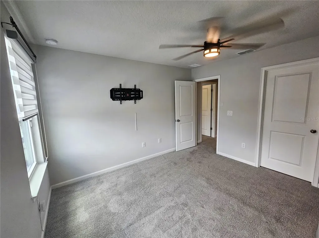 19403 Blue Pond Drive Lutz FL 33558