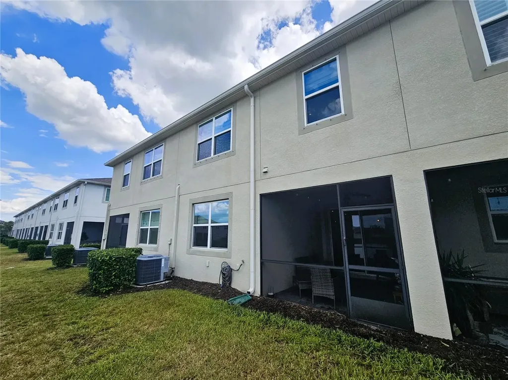 19403 Blue Pond Drive Lutz FL 33558