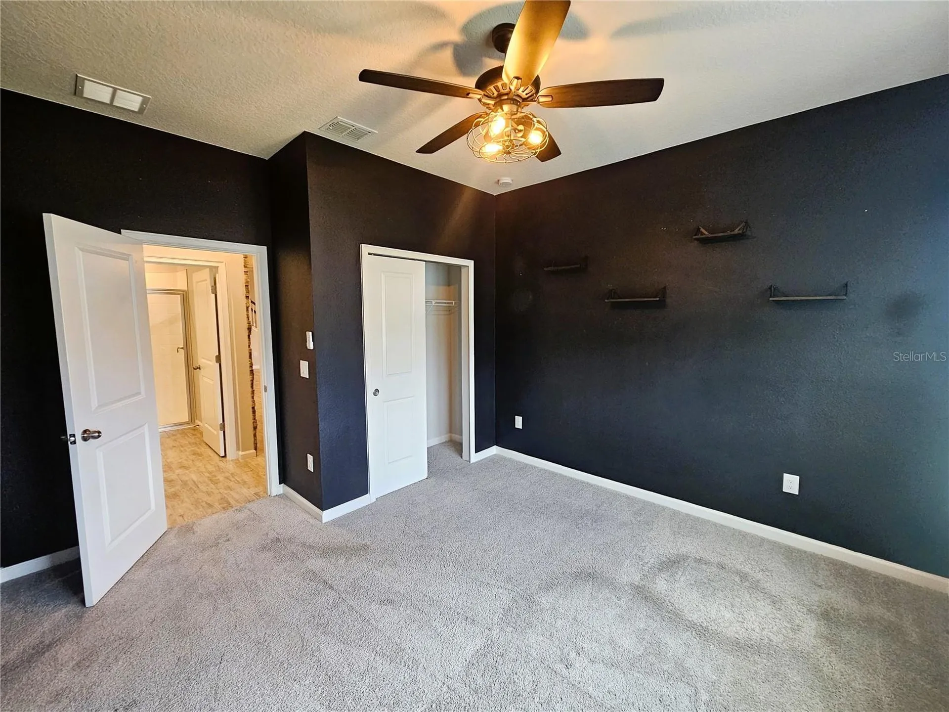 19403 Blue Pond Drive Lutz FL 33558