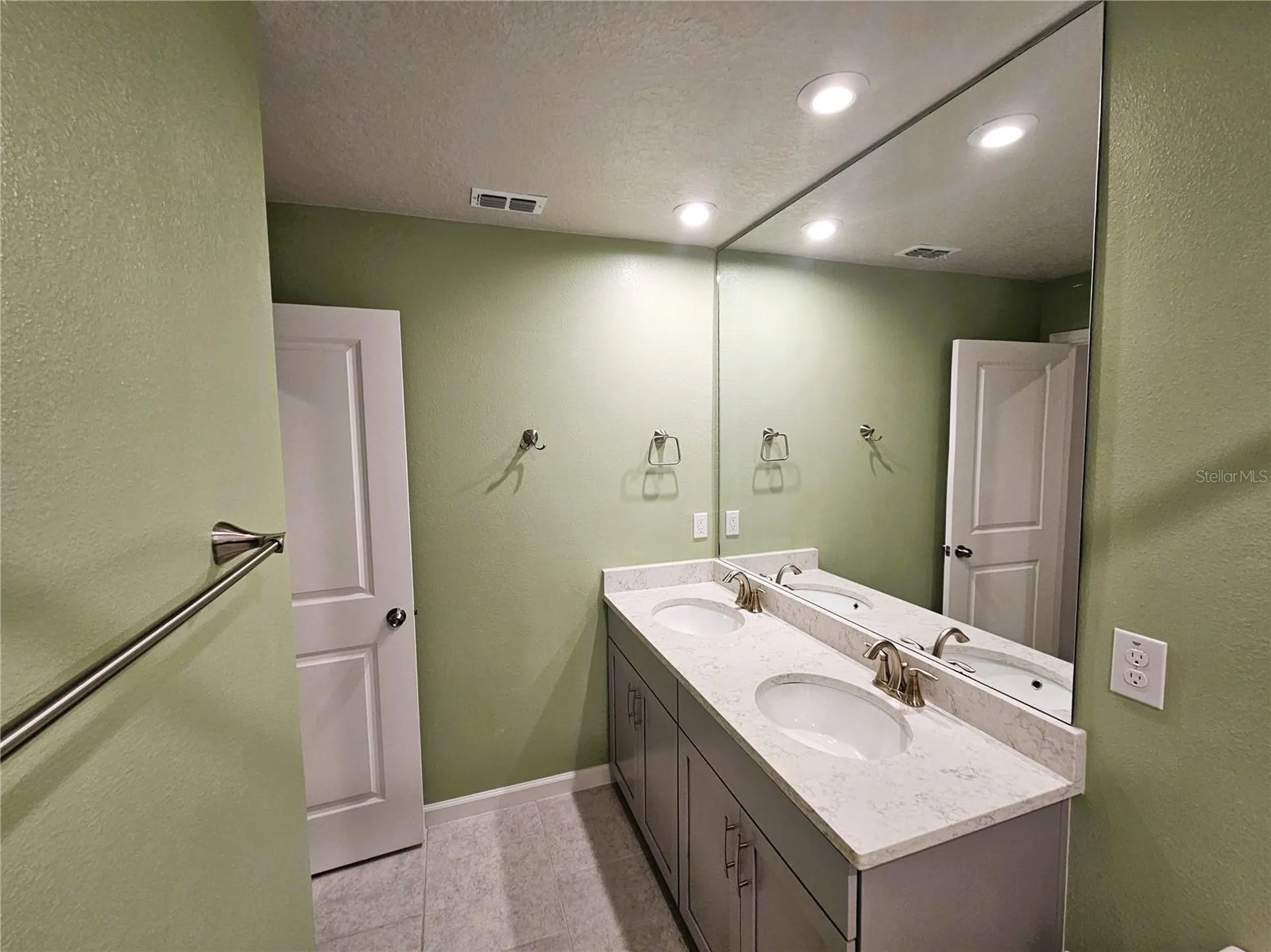 19403 Blue Pond Drive Lutz FL 33558