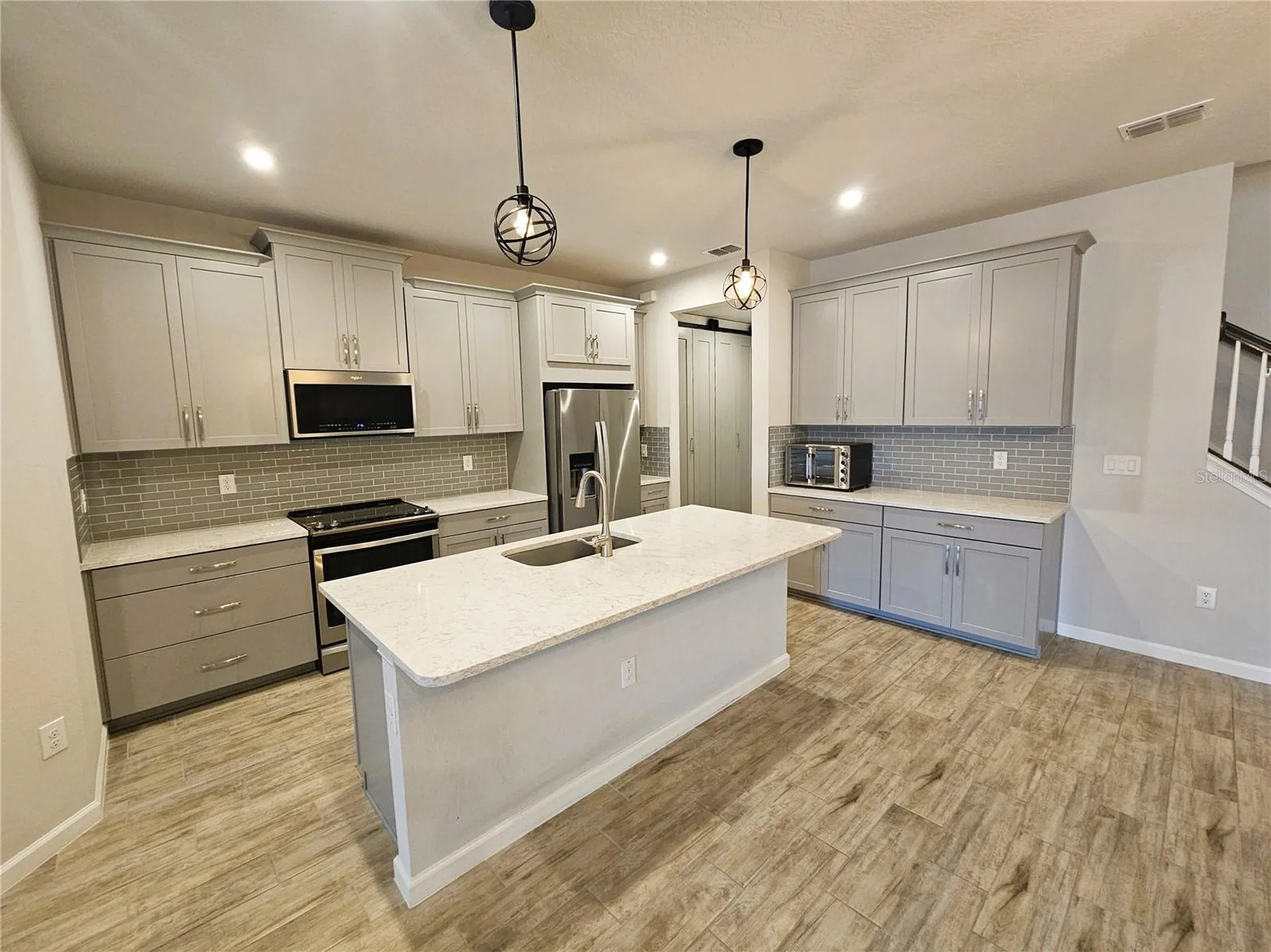 19403 Blue Pond Drive Lutz FL 33558