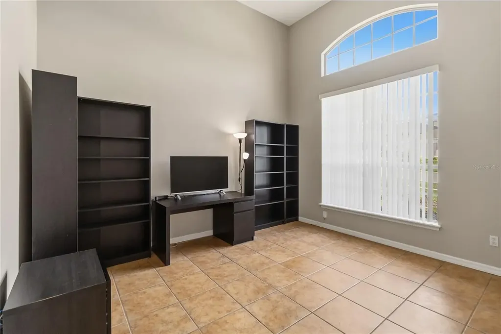 8122 Canyon Lake Circle Orlando FL 32835