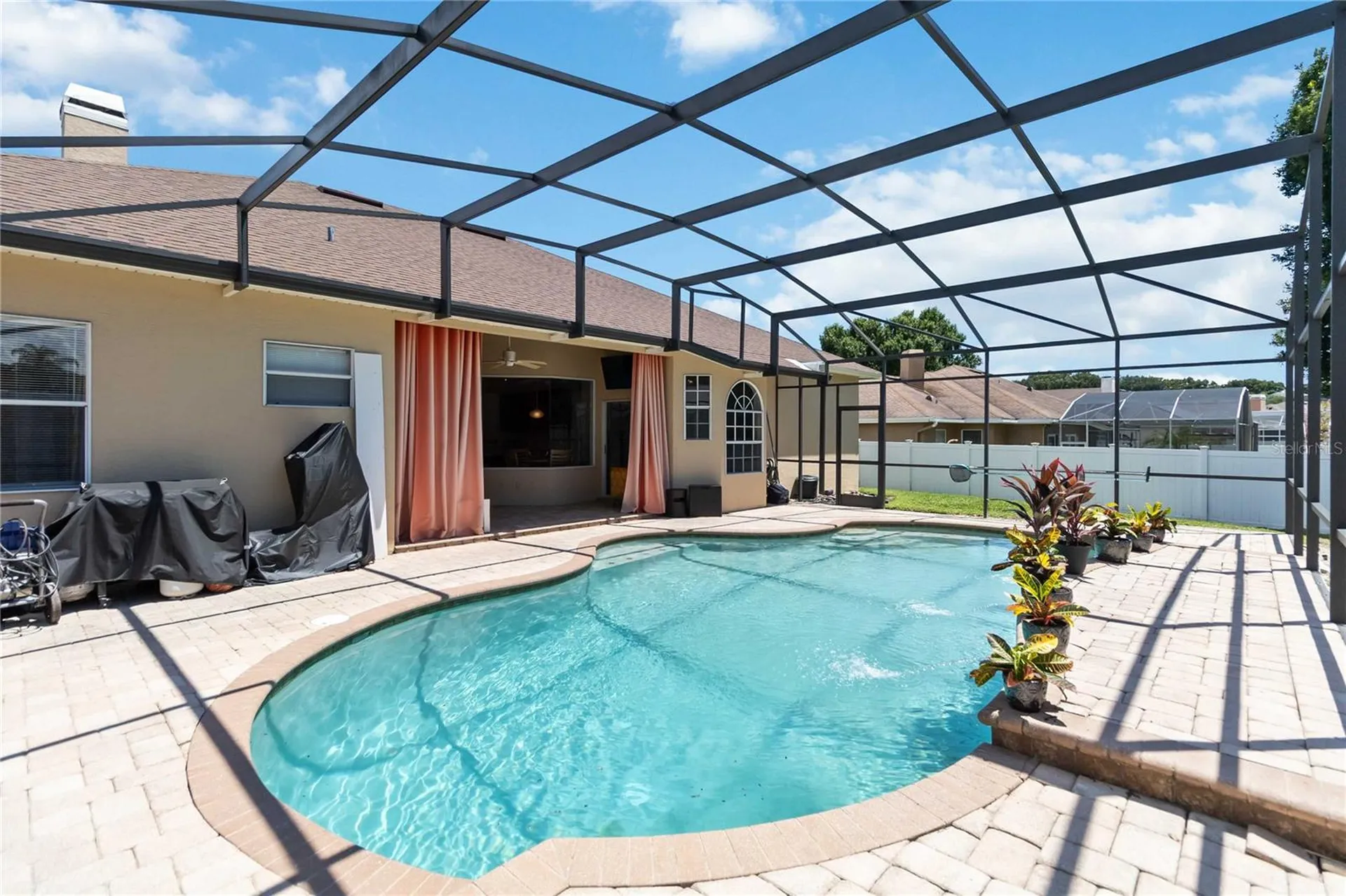 8122 Canyon Lake Circle Orlando FL 32835