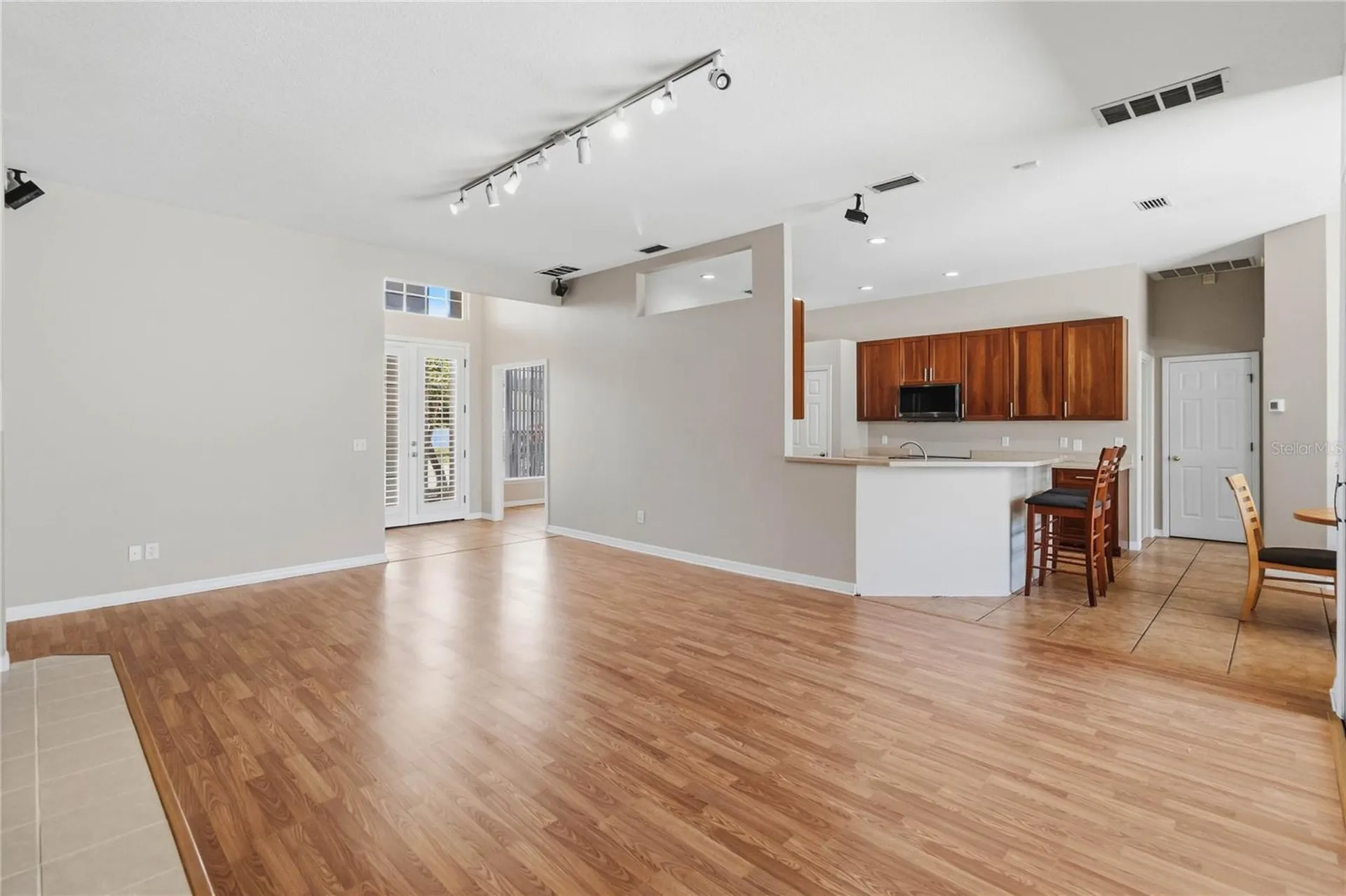8122 Canyon Lake Circle Orlando FL 32835