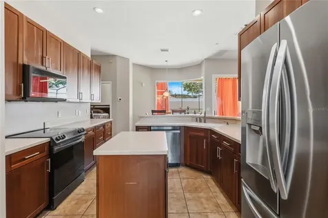 8122 Canyon Lake Circle Orlando FL 32835