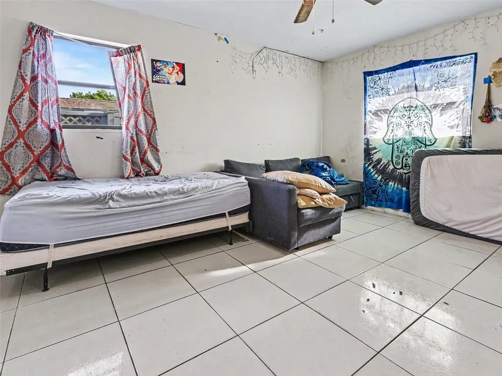 415 Oakmount Road Clearwater FL 33765