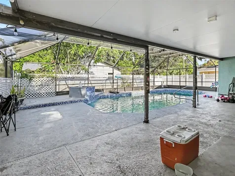 415 Oakmount Road Clearwater FL 33765