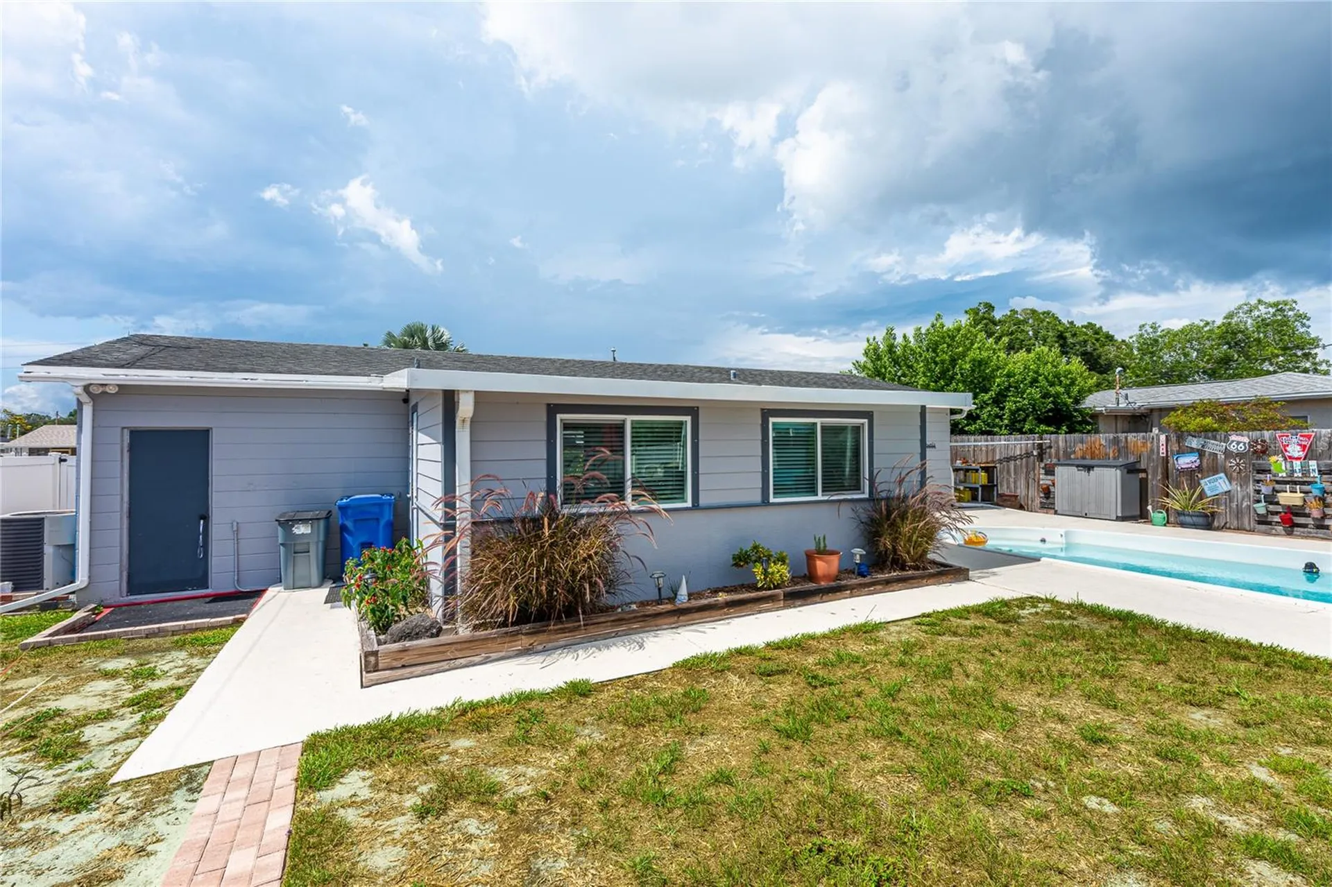 5760 3rd Avenue N St Petersburg FL 33710