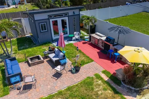 5760 3rd Avenue N St Petersburg FL 33710