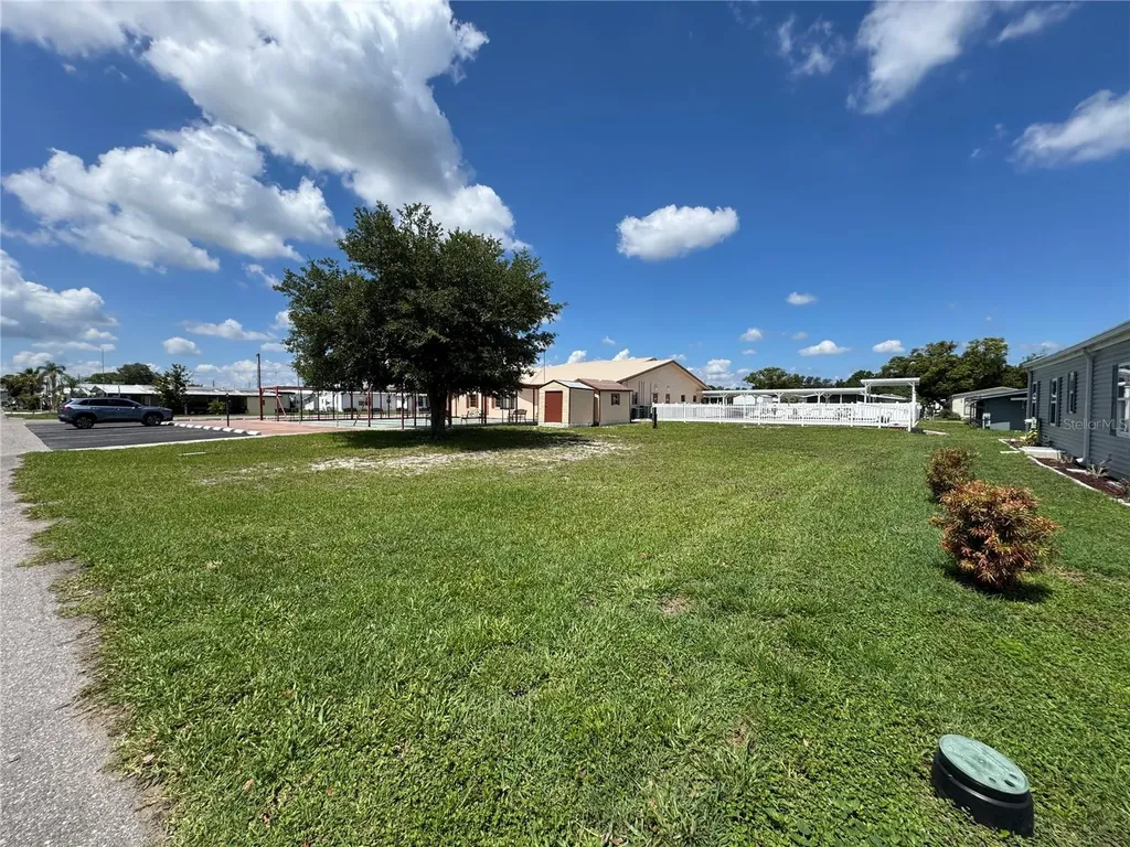 6733 Kensington Drive NE Winter Haven FL 33881