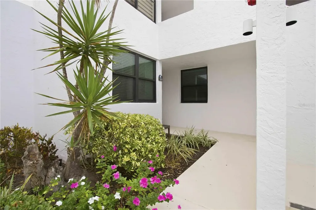 521 Bayport Way Longboat Key FL 34228
