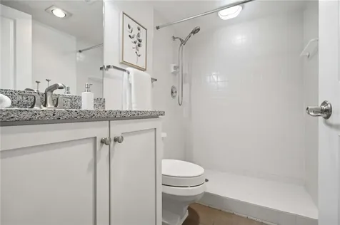 521 Bayport Way Longboat Key FL 34228