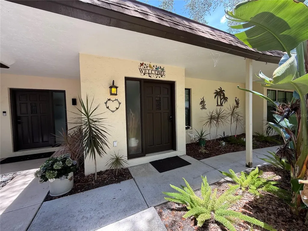 6861 Woodwind Drive Sarasota FL 34231