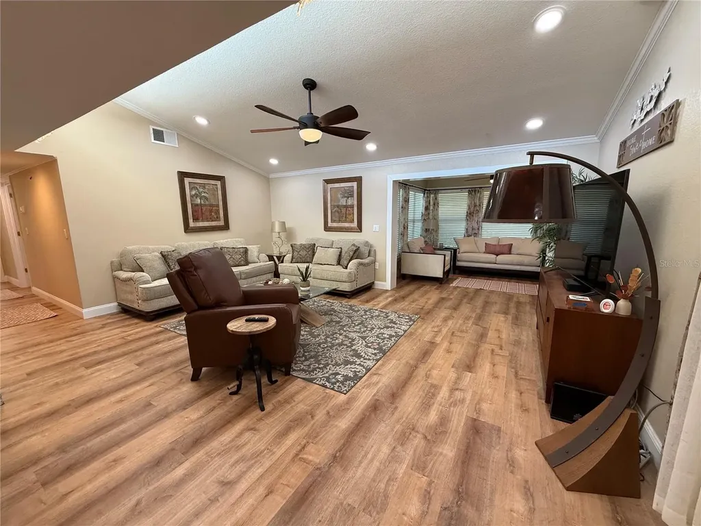 6861 Woodwind Drive Sarasota FL 34231