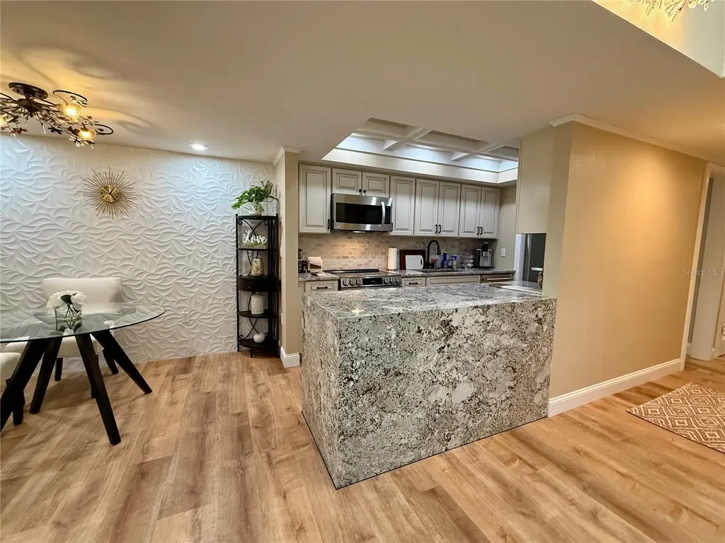 6861 Woodwind Drive Sarasota FL 34231