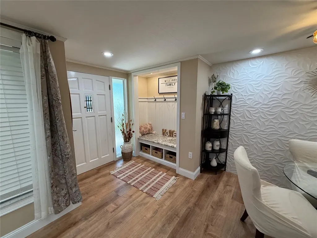 6861 Woodwind Drive Sarasota FL 34231