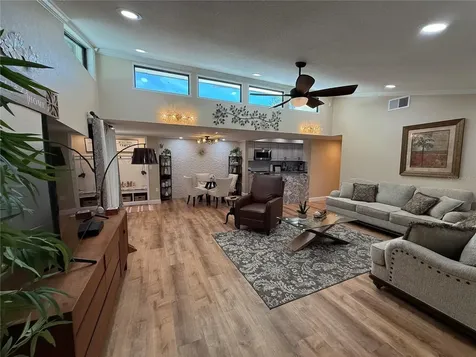 6861 Woodwind Drive Sarasota FL 34231