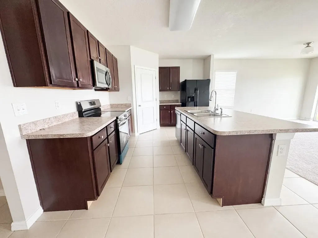 405 Gris Sky Lane Bradenton FL 34212