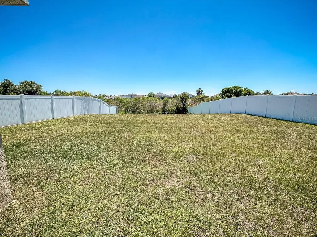 405 Gris Sky Lane Bradenton FL 34212