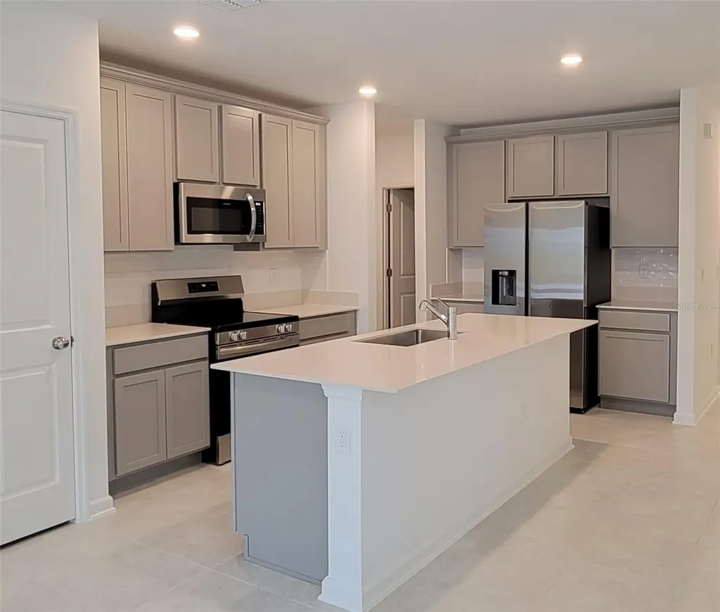 2195 Green Valley Street Daytona Beach FL 32124