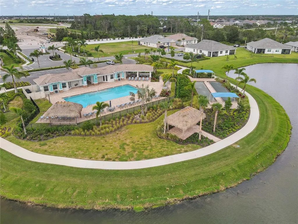 305 Ibiza Loop Venice FL 34292