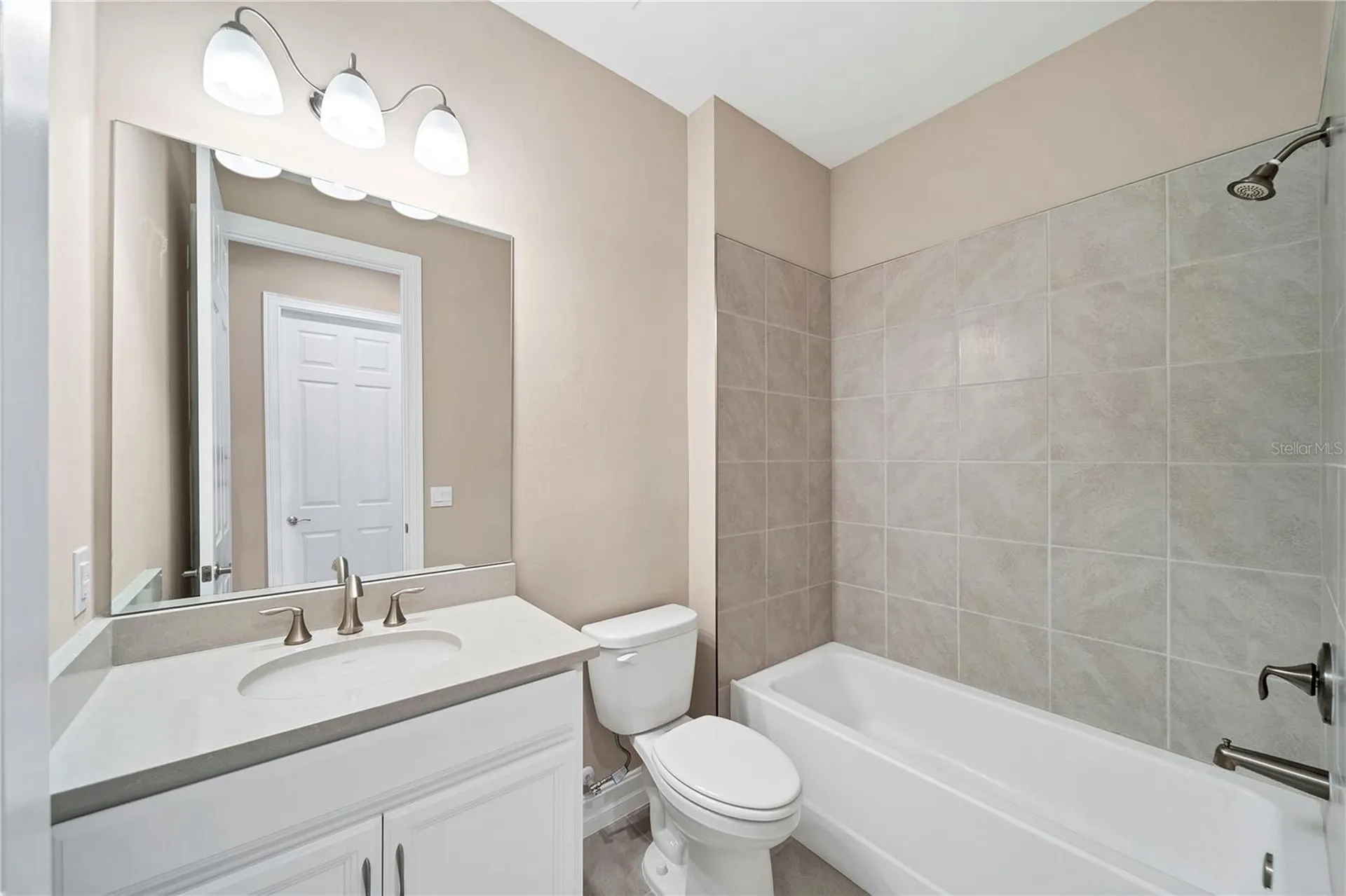 305 Ibiza Loop Venice FL 34292