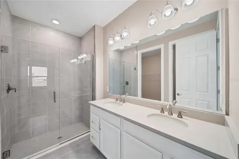 305 Ibiza Loop Venice FL 34292