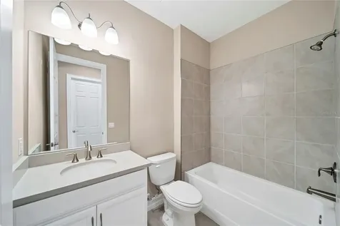 305 Ibiza Loop Venice FL 34292