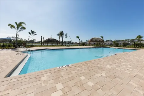 305 Ibiza Loop Venice FL 34292