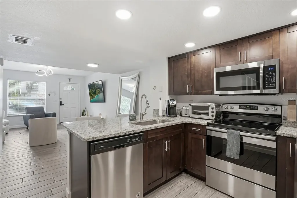 2209 Fletchers Point Circle Tampa FL 33613