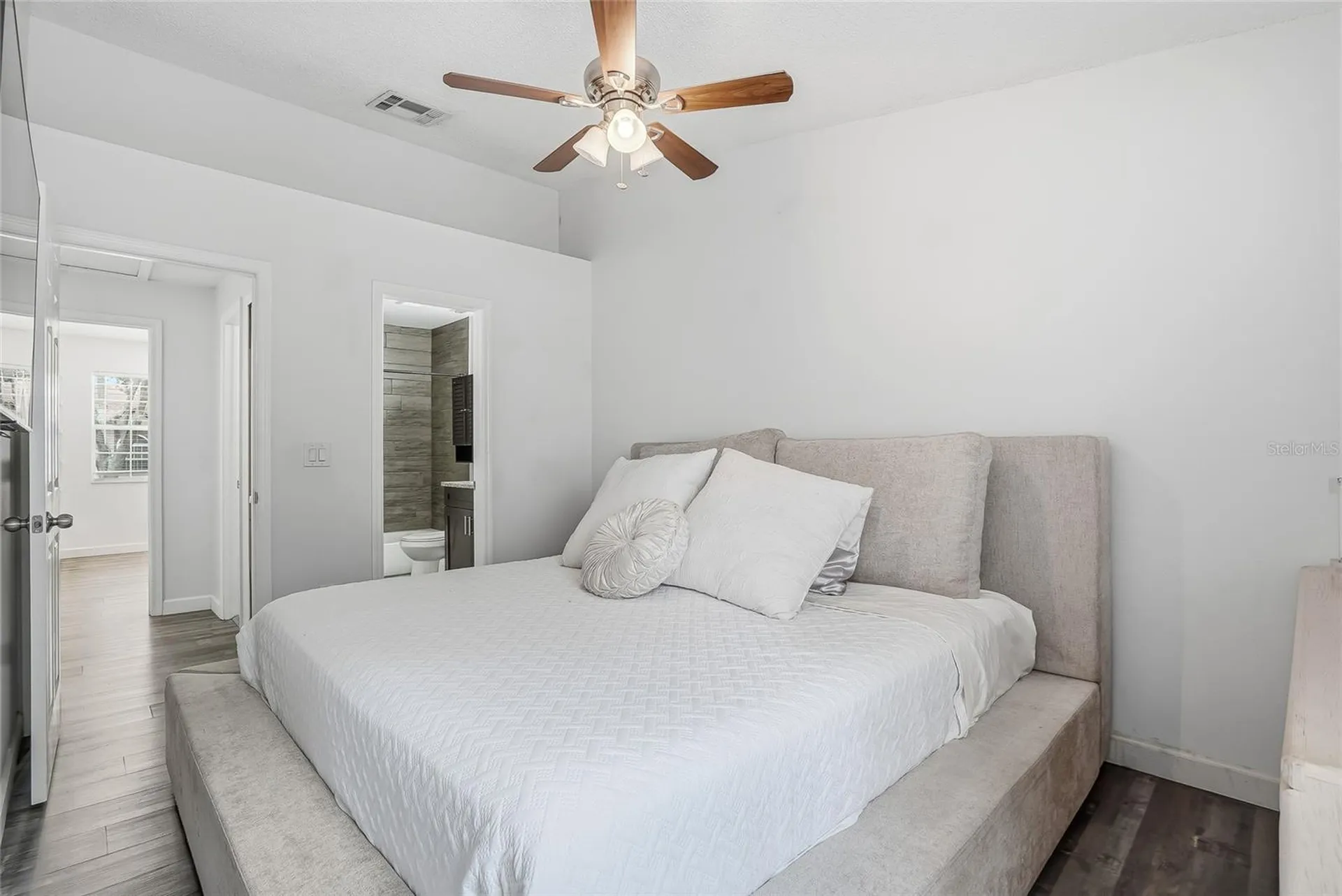 2209 Fletchers Point Circle Tampa FL 33613