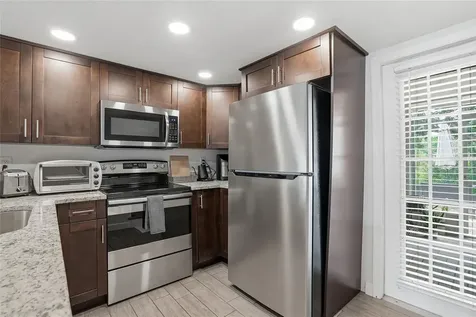 2209 Fletchers Point Circle Tampa FL 33613