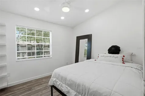 2209 Fletchers Point Circle Tampa FL 33613