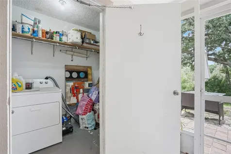 2209 Fletchers Point Circle Tampa FL 33613
