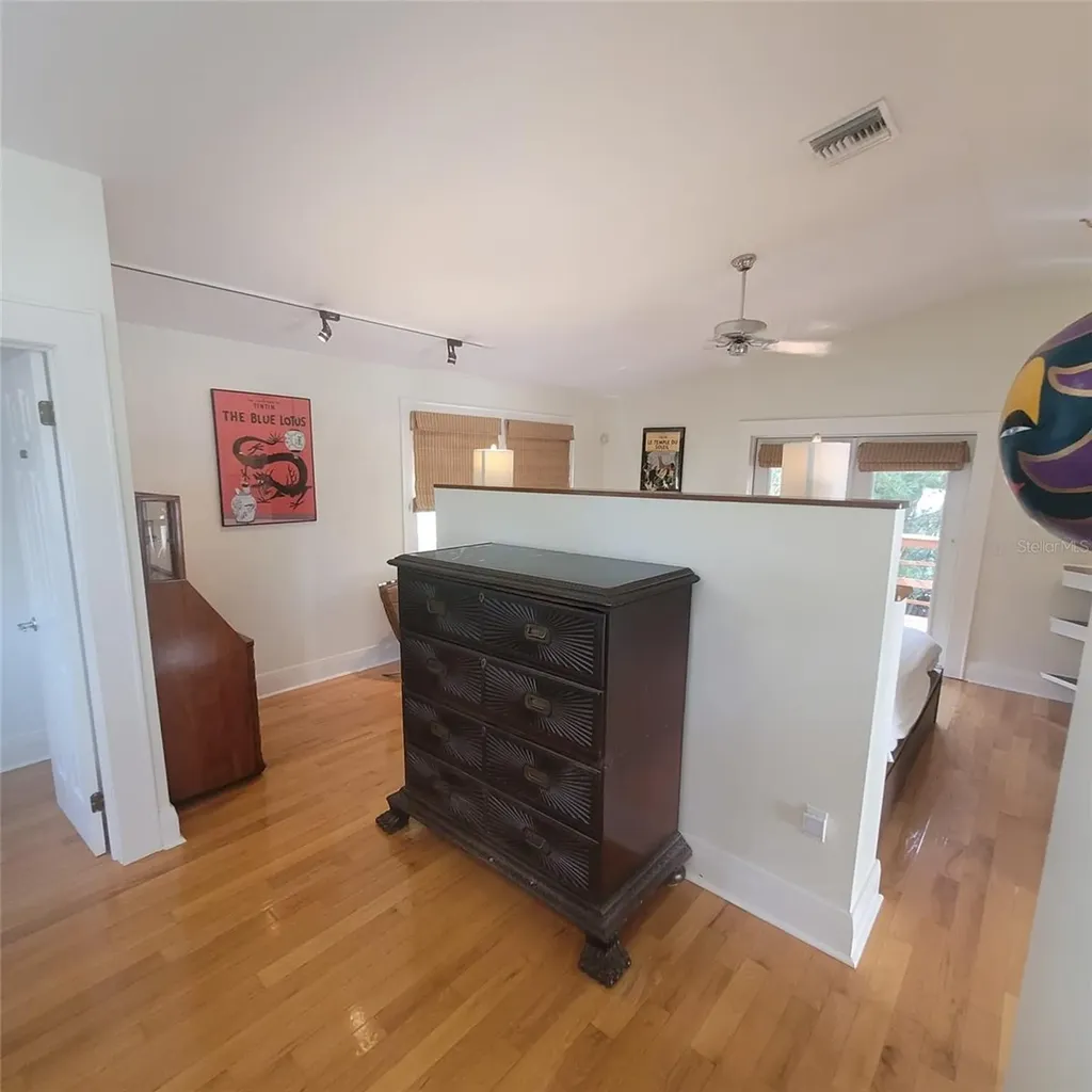 2916 W Bay Court Avenue Tampa FL 33611
