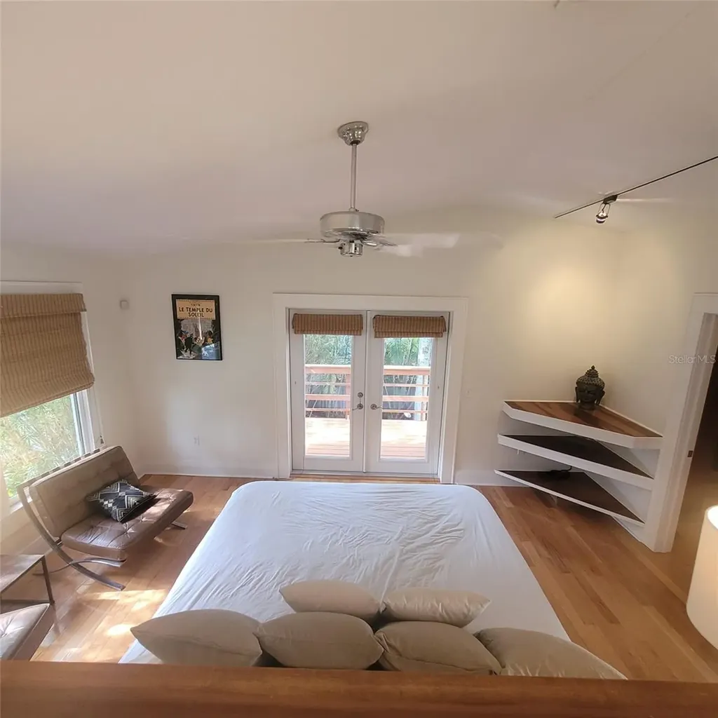 2916 W Bay Court Avenue Tampa FL 33611
