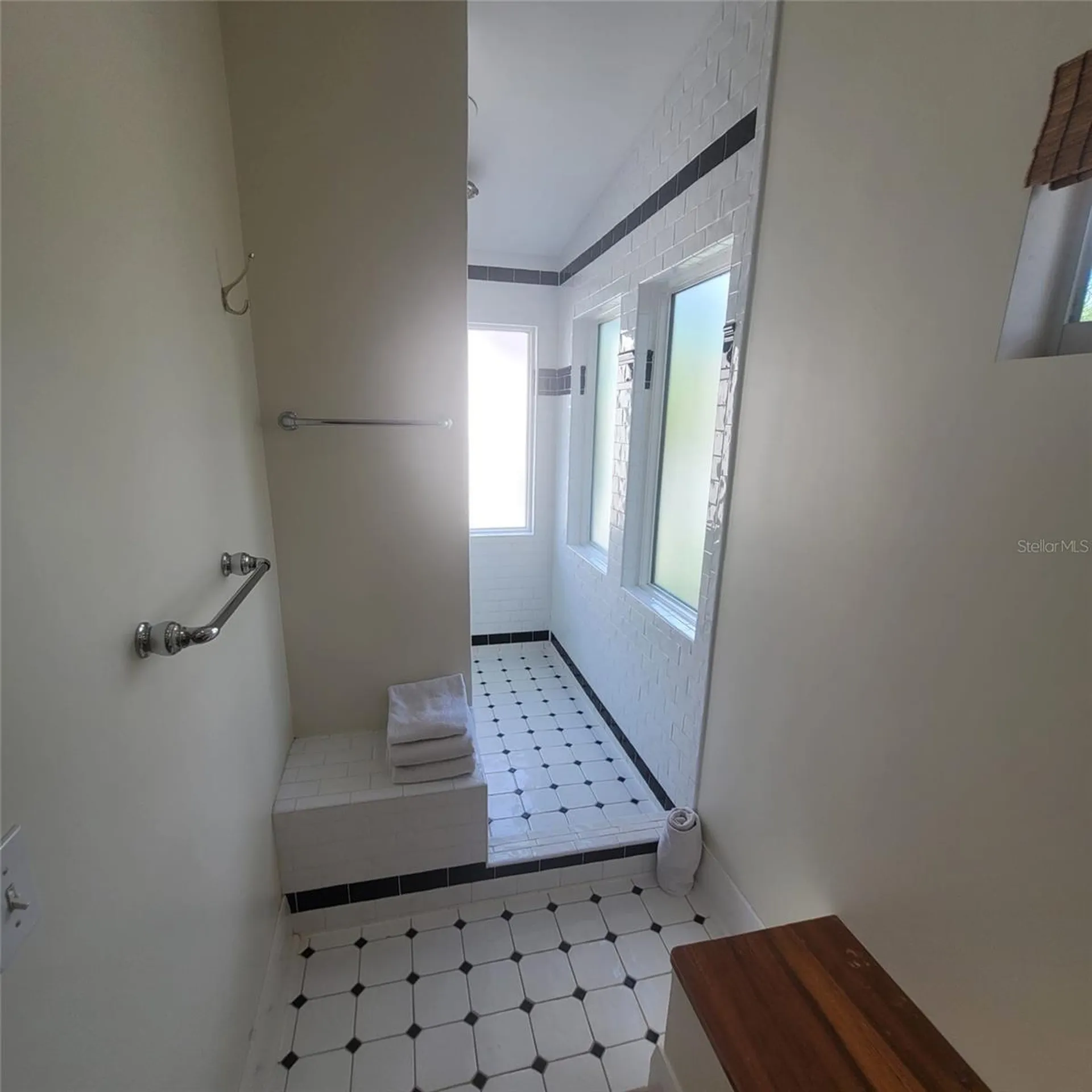 2916 W Bay Court Avenue Tampa FL 33611
