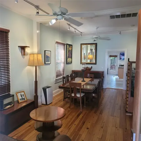 2916 W Bay Court Avenue Tampa FL 33611