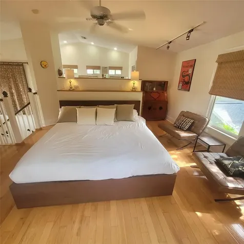 2916 W Bay Court Avenue Tampa FL 33611