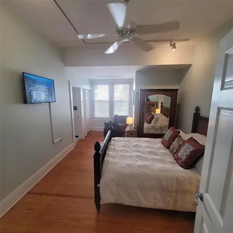 2916 W Bay Court Avenue Tampa FL 33611