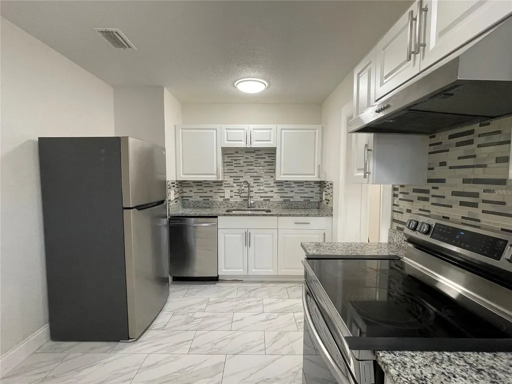 1208 Carlton Avenue Lake Wales FL 33853