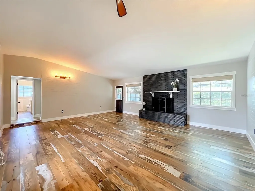 4713 Arcie Street Orlando FL 32812