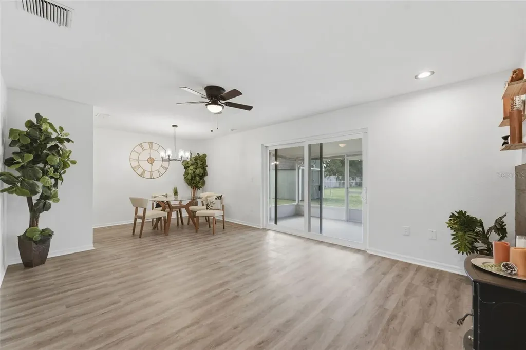 525 E Roberts Street Orange City FL 32763