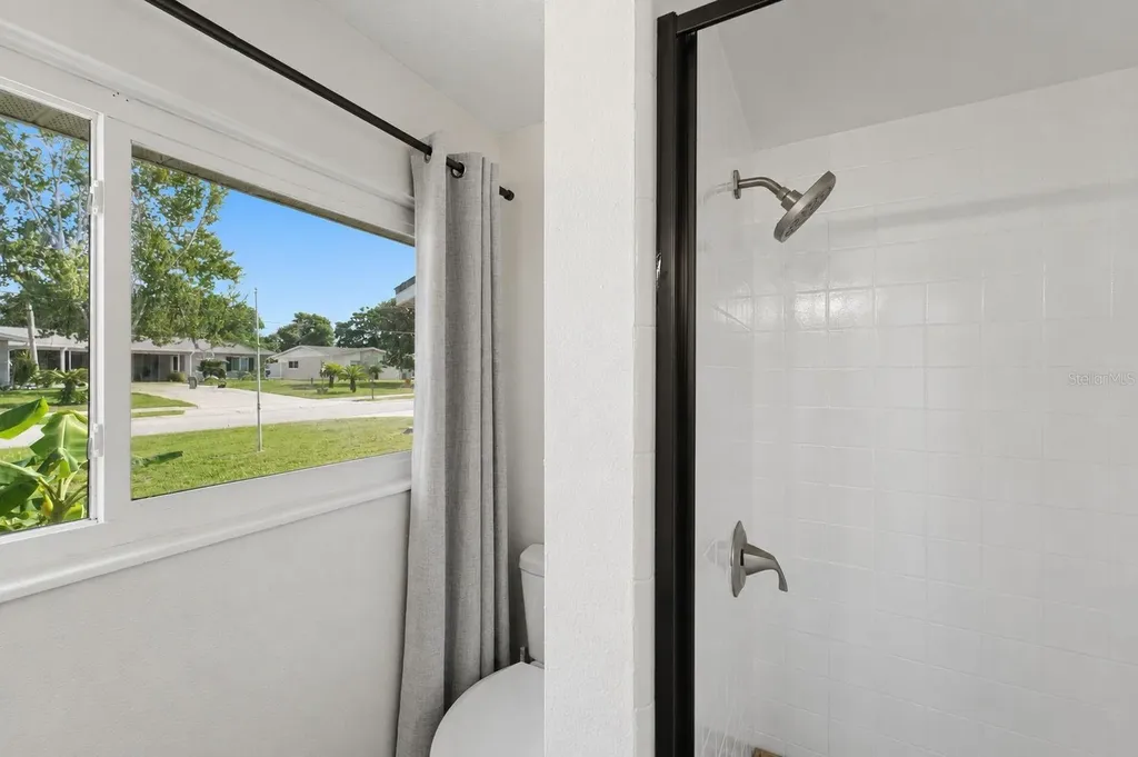 525 E Roberts Street Orange City FL 32763