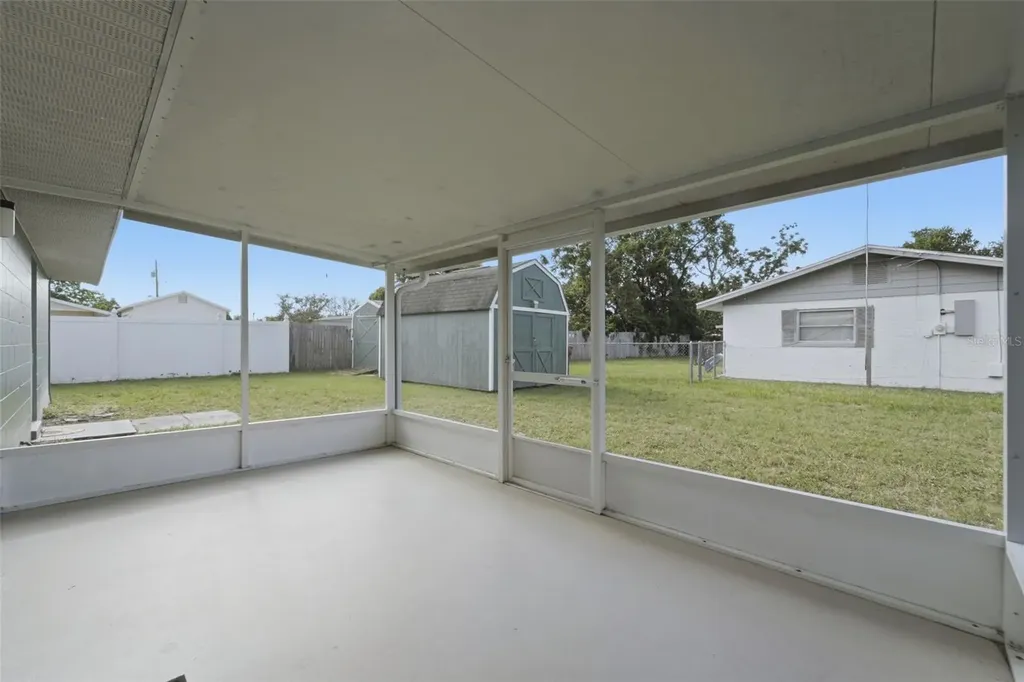 525 E Roberts Street Orange City FL 32763