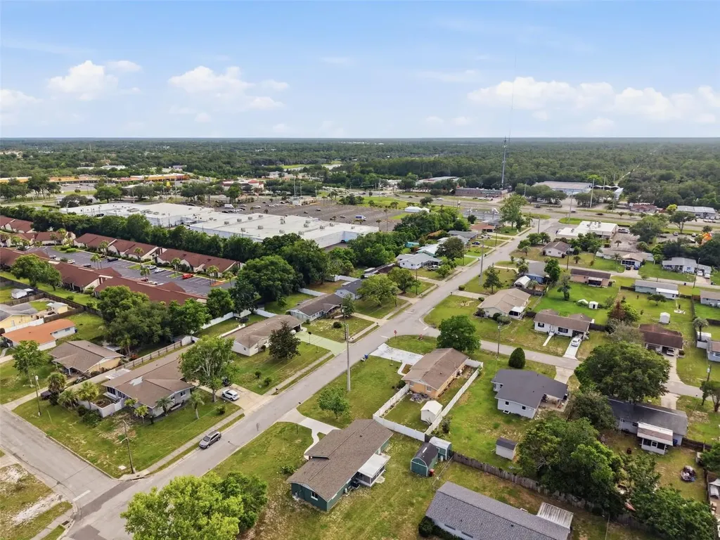 525 E Roberts Street Orange City FL 32763