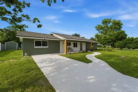 525 E Roberts Street Orange City FL 32763
