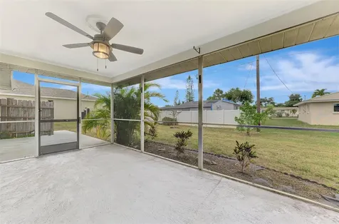 256 Periwinkle Road Venice FL 34293